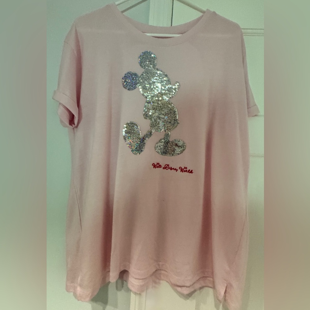 Mickey “Flip Sequin” T-shirt Size:XL